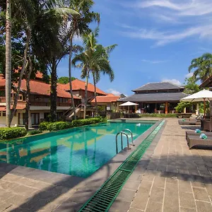 3* Отель Champlung Sari And