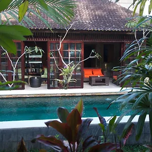 Hotel Taman Rahasia Tropical Sanctuary And